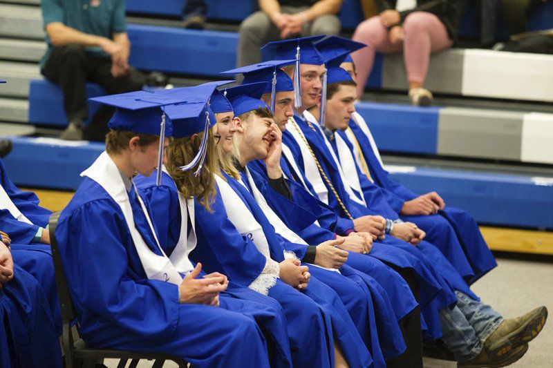 Moravia hands out 27 diplomas